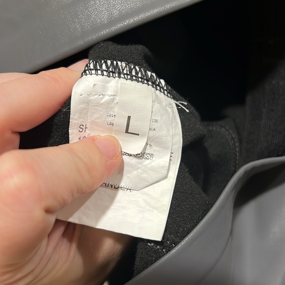 Faux leather leggings - Picture 3 of 7